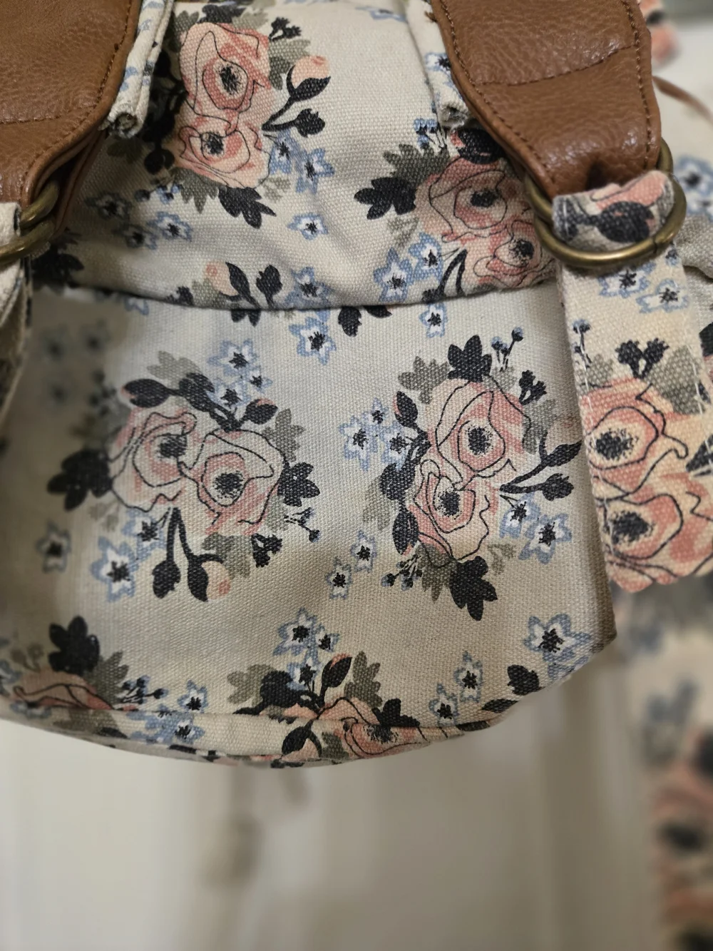 Kenox Brand Floral Canvas Drawstring Backpack with Brown Trim